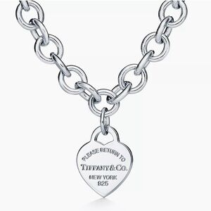 Tiffany & Co. Return to Tiffany Necklace